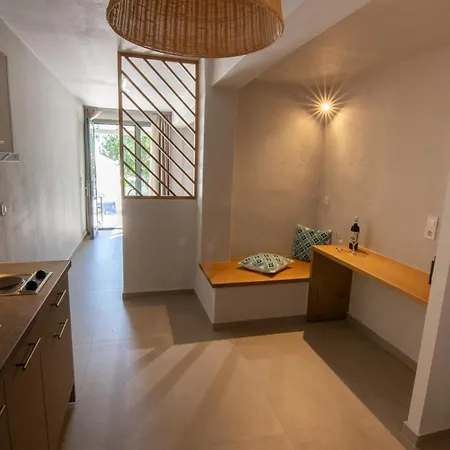 Appart hôtel Anni Achladias