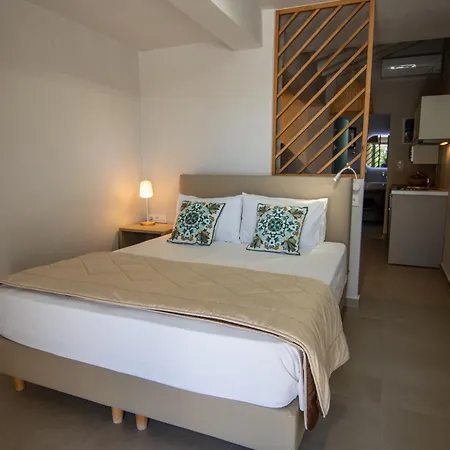 Apartahotel Anni *