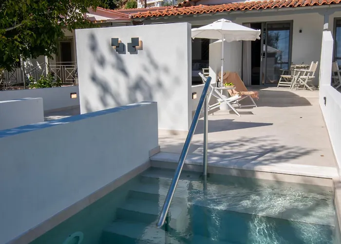 Anni Achladies (Skiathos)