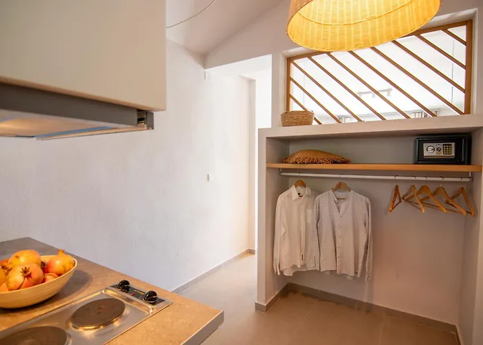 Ξενοδοχείο με διαμερίσματα Anni *